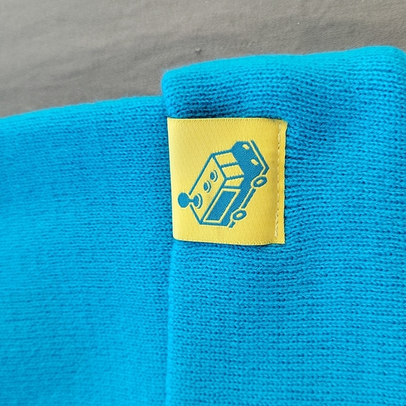 NWOT Blue beanie - Picture 3 of 4